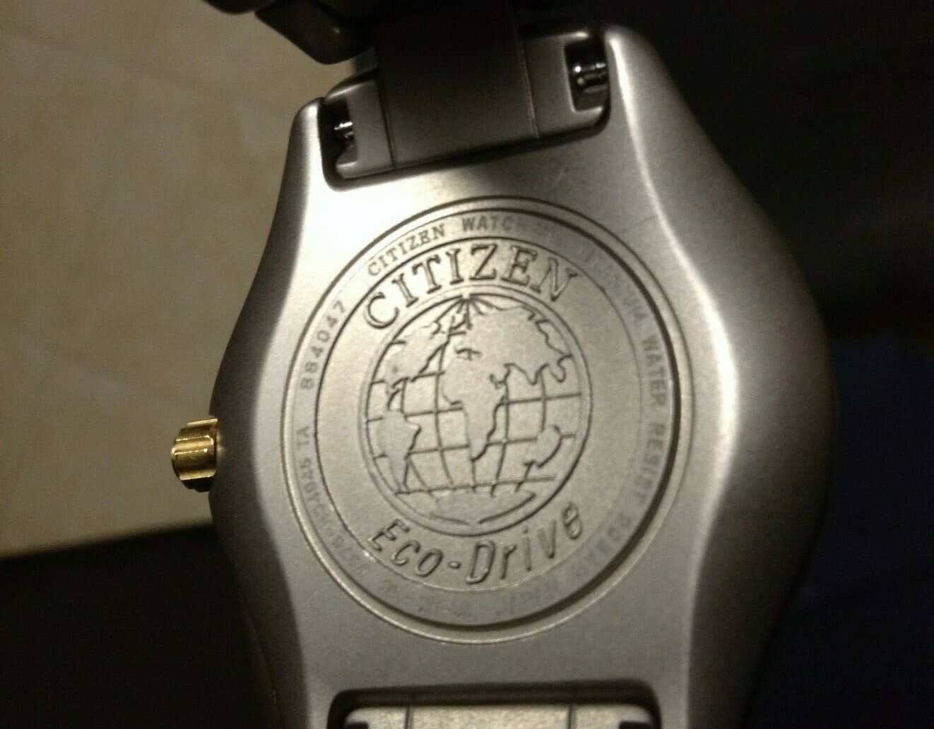 Citizen Titanium Solar-Tech 180 Eco-Drive Mens Diver Watch