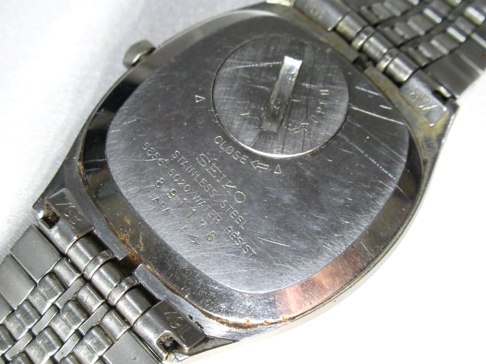 SEIKO KING QUARTZ 5856-5020 NEW Battery Vintage Men