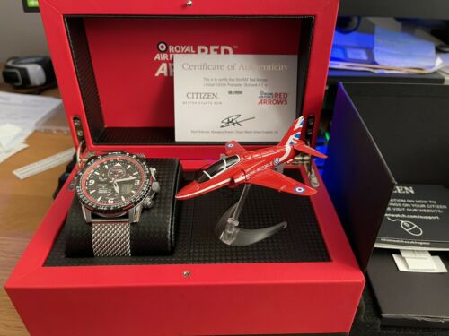 Red arrows hot sale watch box