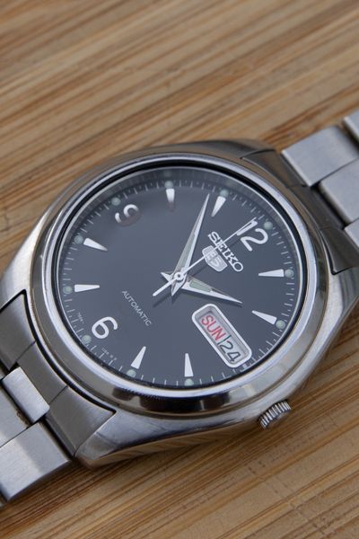 Seiko 5 SNX123 Price as of June 2026 | WatchCharts