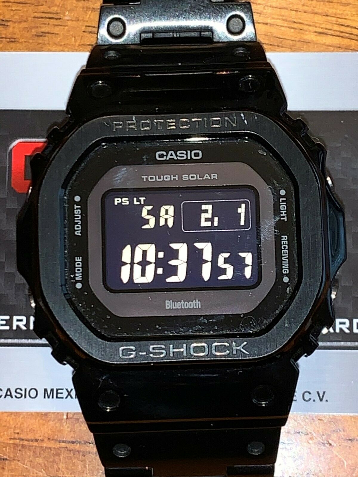 Casio G Shock Full Metal Gmwb5000gd 1 Case With Gw B5600bc 1b