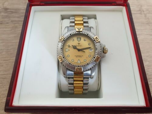 ZODIAC Professional 200M Two Tone Diver Quartz Watch Ref. 206.12
