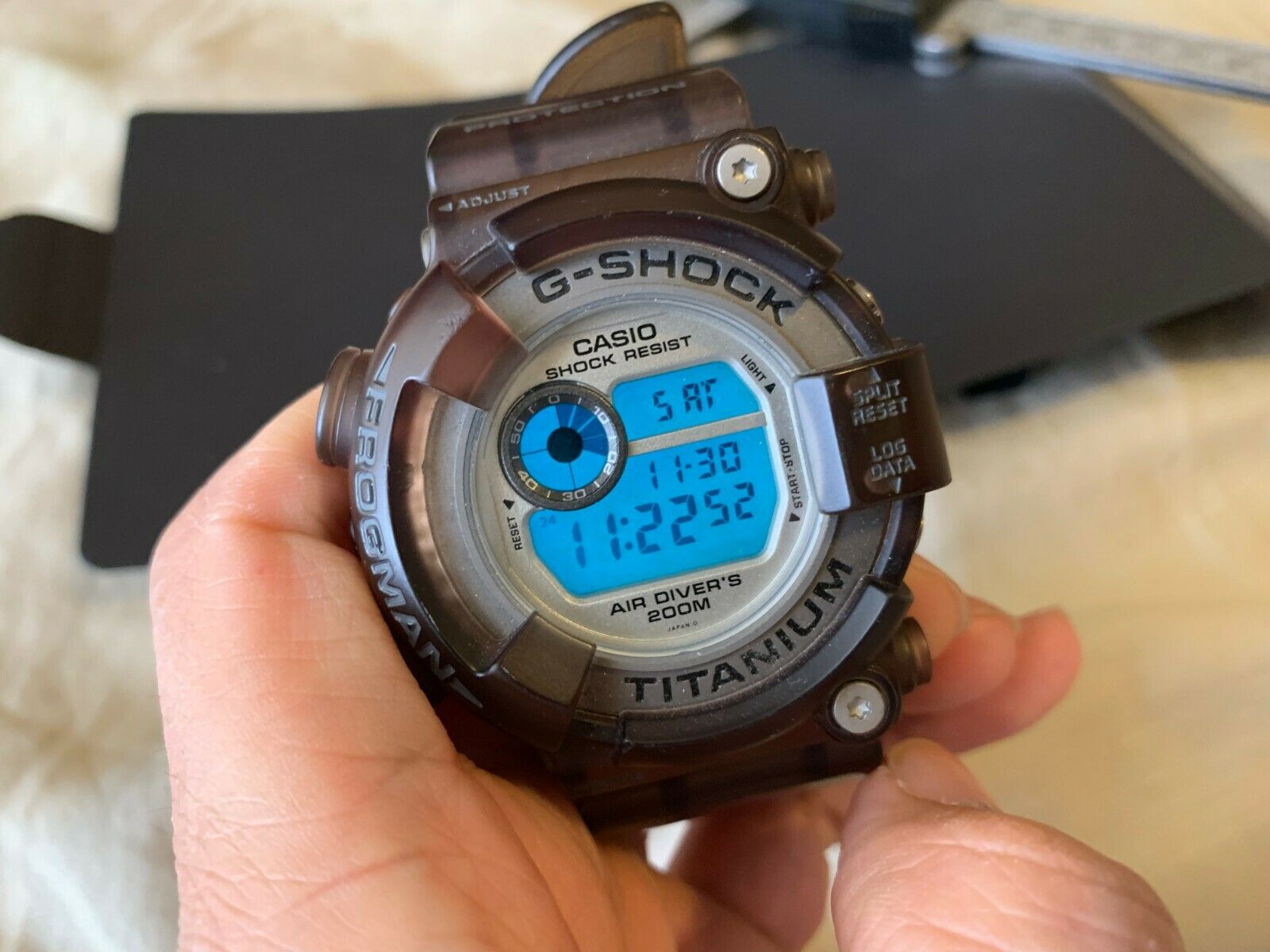 Vintage G SHOCK CASIO Frogman Air Diver DW 8200 1294 Titanium