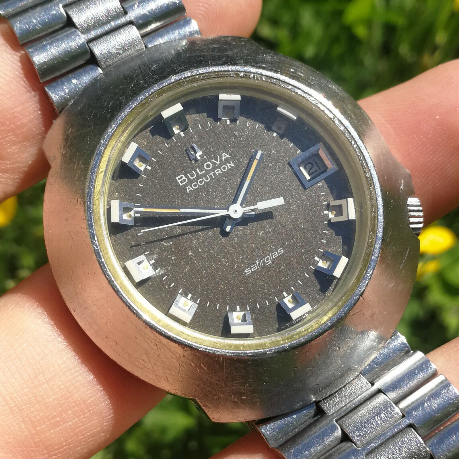 bulova accutron safirglas