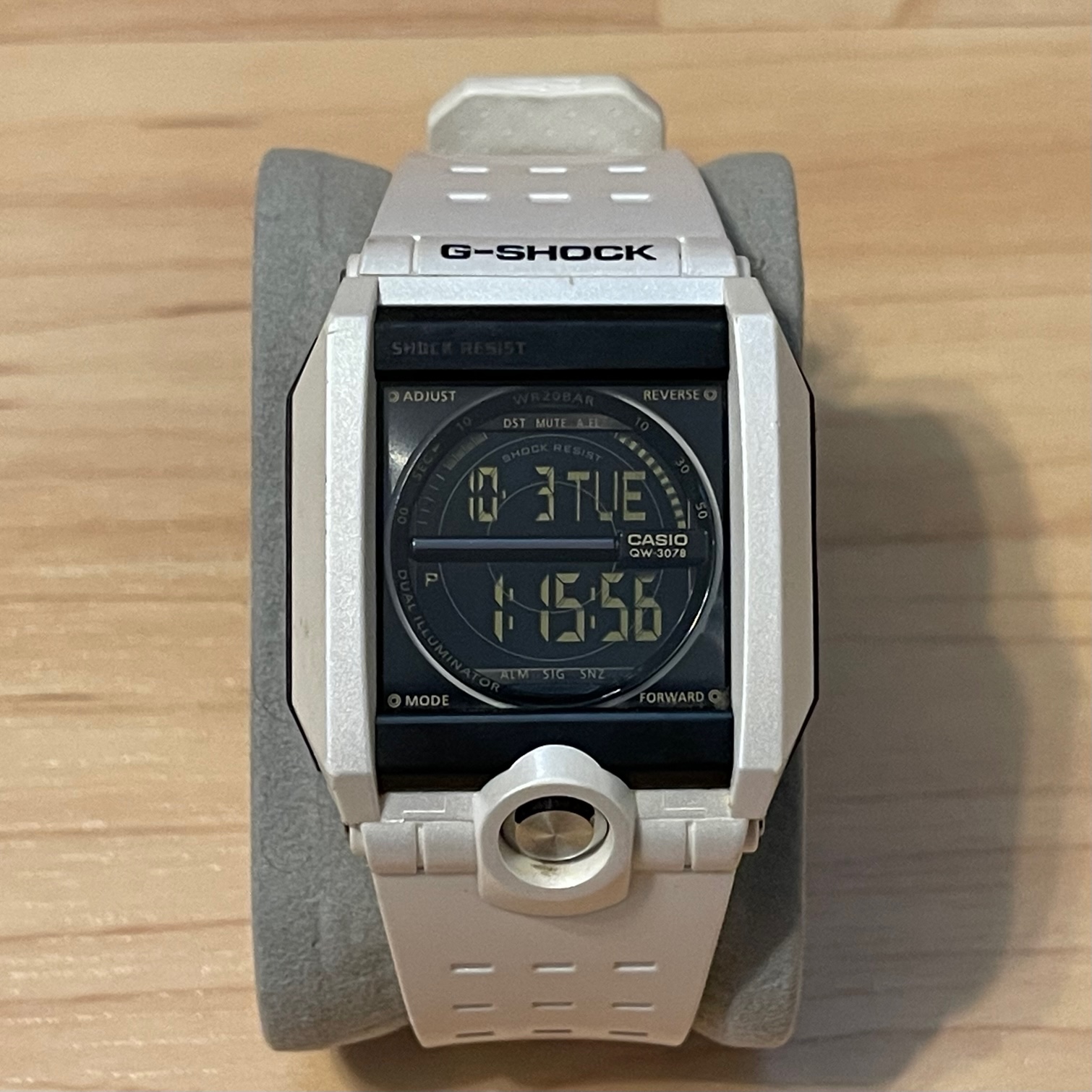 WTS] Casio G-Shock G-8100A-7 Vintage Dual Illuminator White