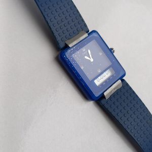 VINTAGE RARE TISSOT TWOTIMER D378 SWISS QUARTZ WATCH FROM 8OS