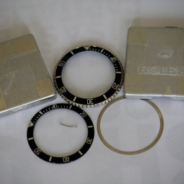 Watch Bezel Spring FS: Sub Bezel with 2 inserts, click spring and spacer | WatchCharts ...