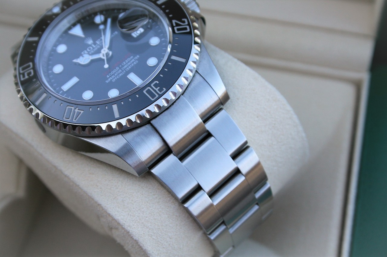 Rolex sea hotsell dweller mk1