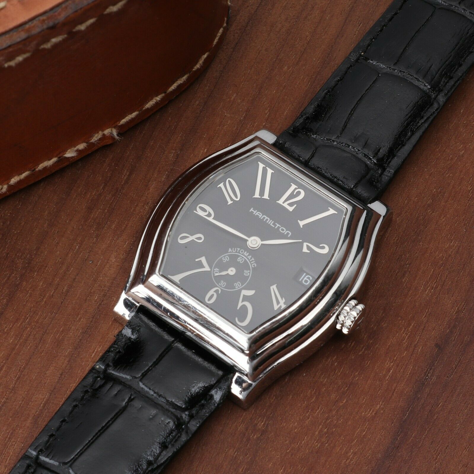 Hamilton Dodson H274150 Automatic Men's Watch Runs Great Keeping