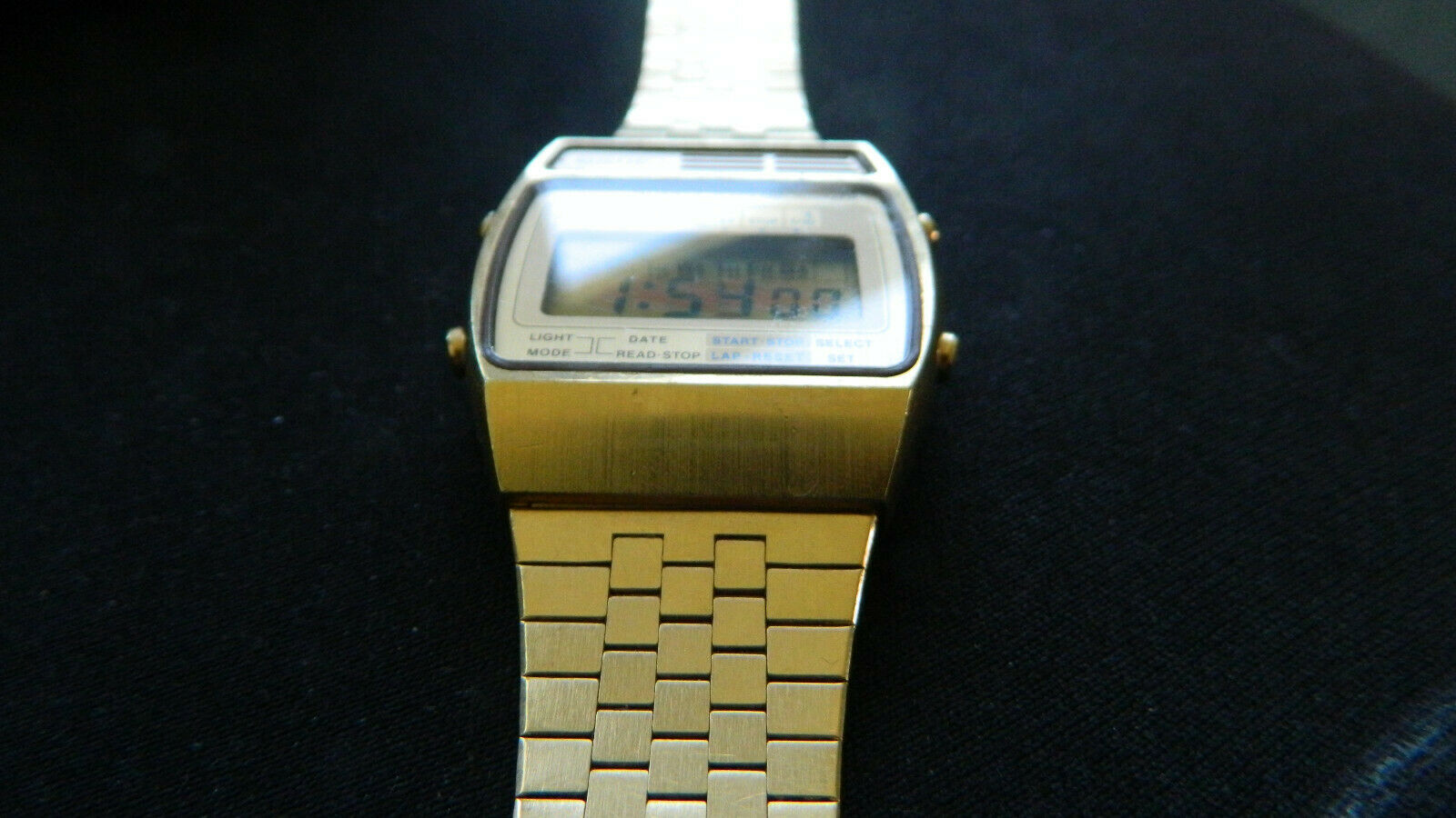 Rare Vintage Seiko A158-5000 Digital Watch Japan Gold