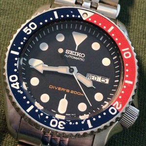 Seiko SKX007K2 (Seiko 7S26 0020 (A0) Wrist Watch for Men | WatchCharts