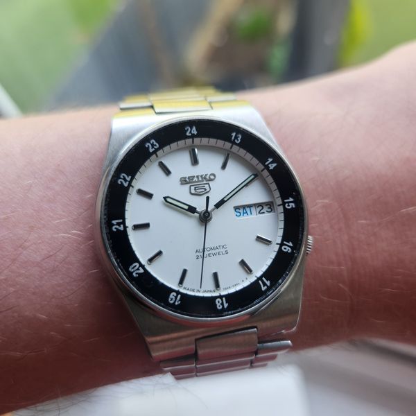 OROLOGIO DA UOMO Seiko 5 con quadrante dorato automatico giorno e data