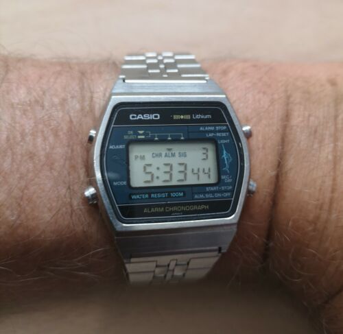 Vintage Classic 1980s Casio W250 Marlin LCD Watch Rare See Photos