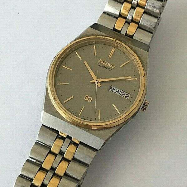 Vintage Seiko SQ quartz quickset day/date two tone mens watch, ref.# 8C23-6020  | WatchCharts