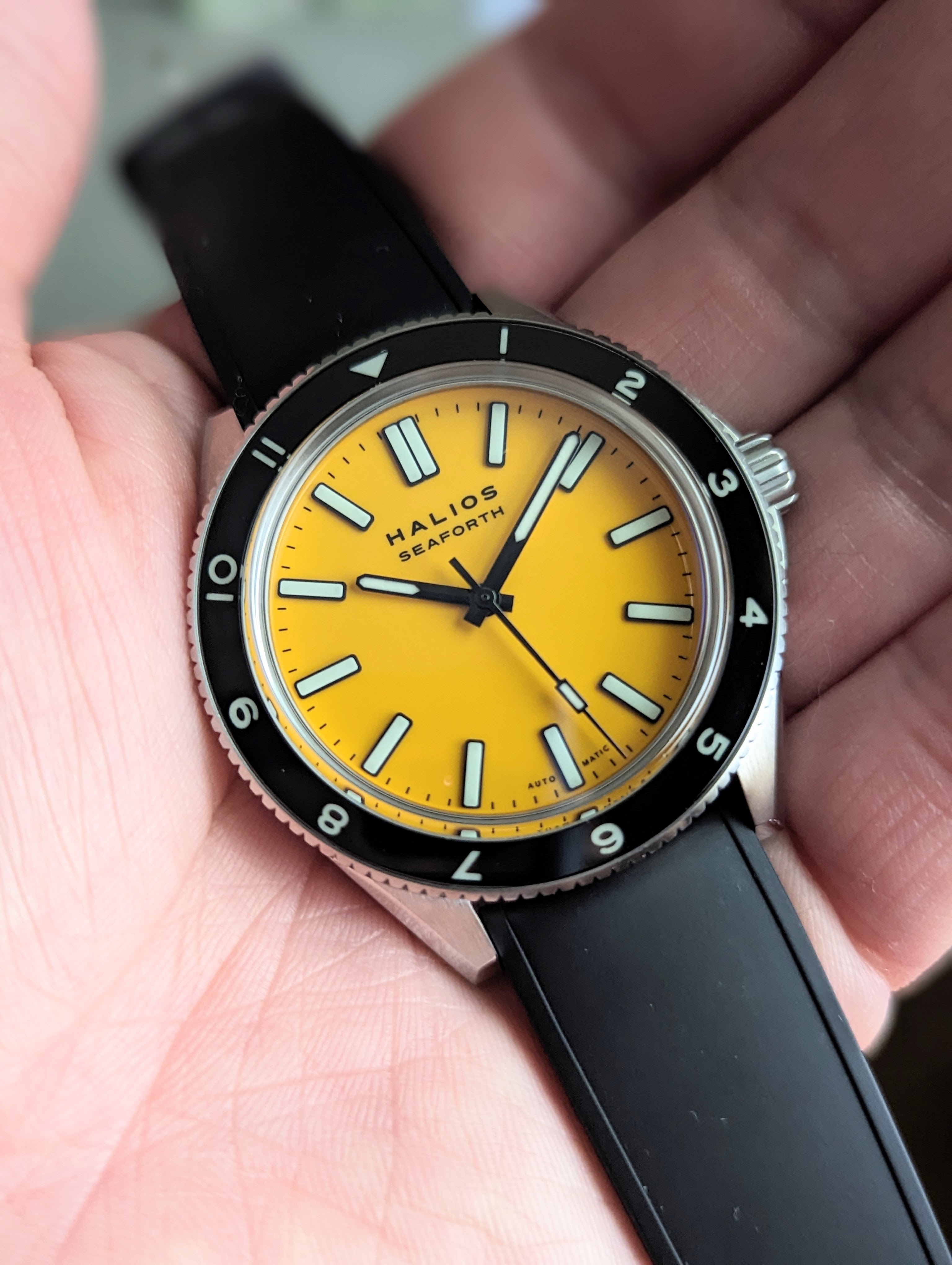 Halios Seaforth Review - Worn & Wound | Watches for men, Watch brands,  Fashion watches