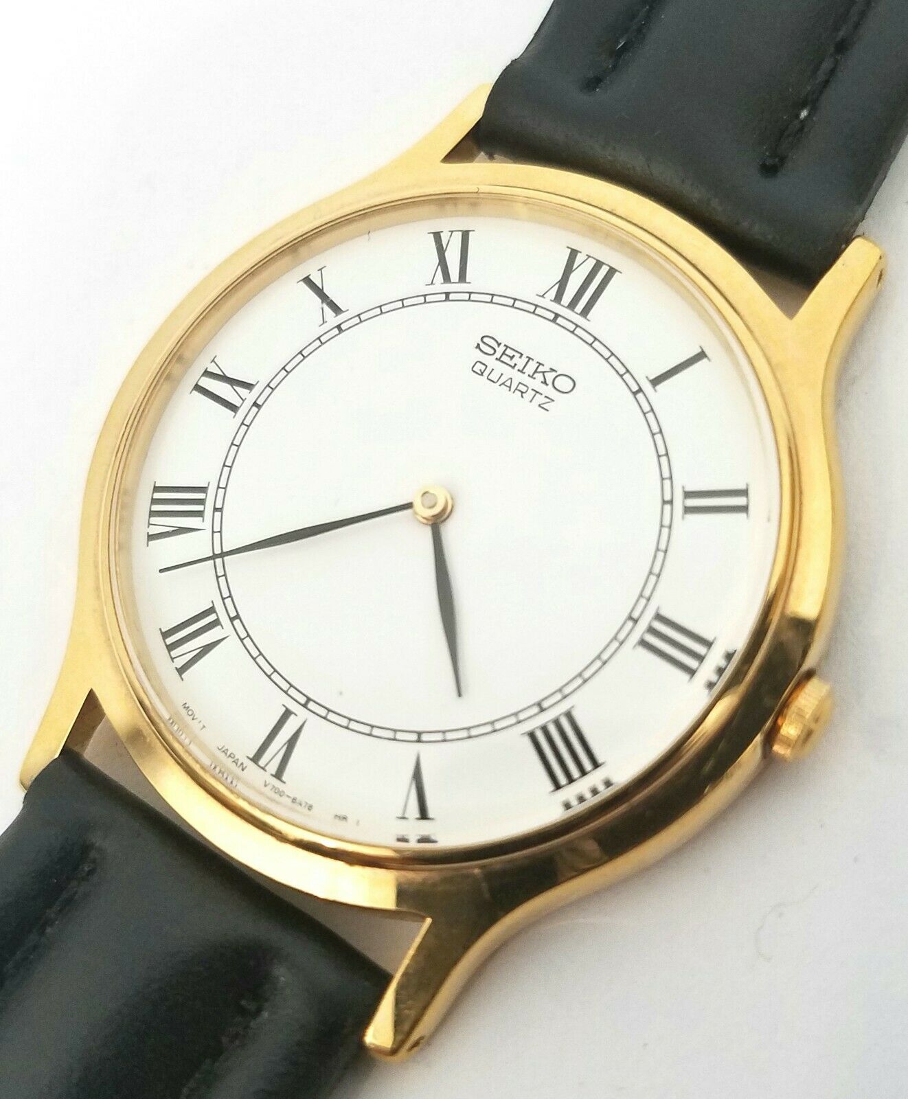 Vintage Seiko Men Quartz Watch V700-8A10 | WatchCharts