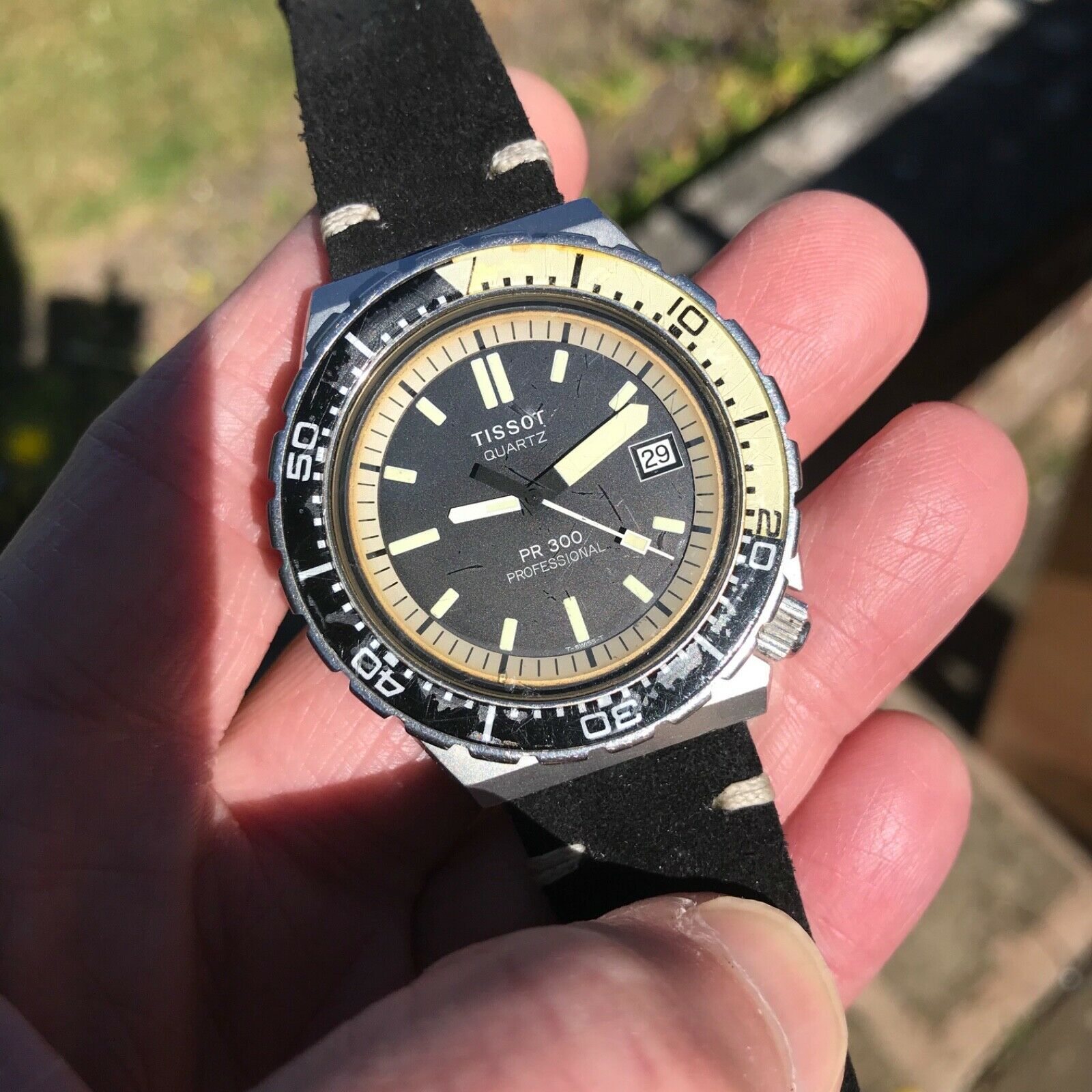 Stunning vintage 1970 s Tissot PR 300 professional divers watch