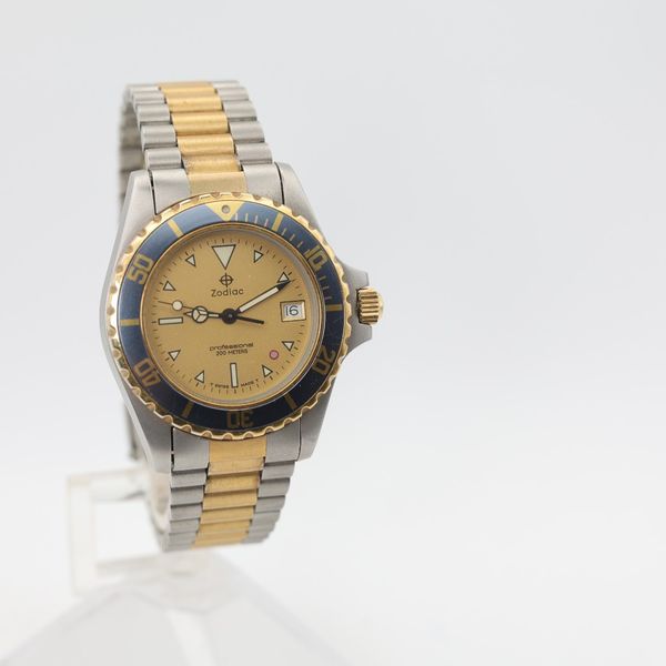 ZODIAC PROFESSIONAL 200M SWISS DIVER 36mm, ref. 213.26.04 WRIST