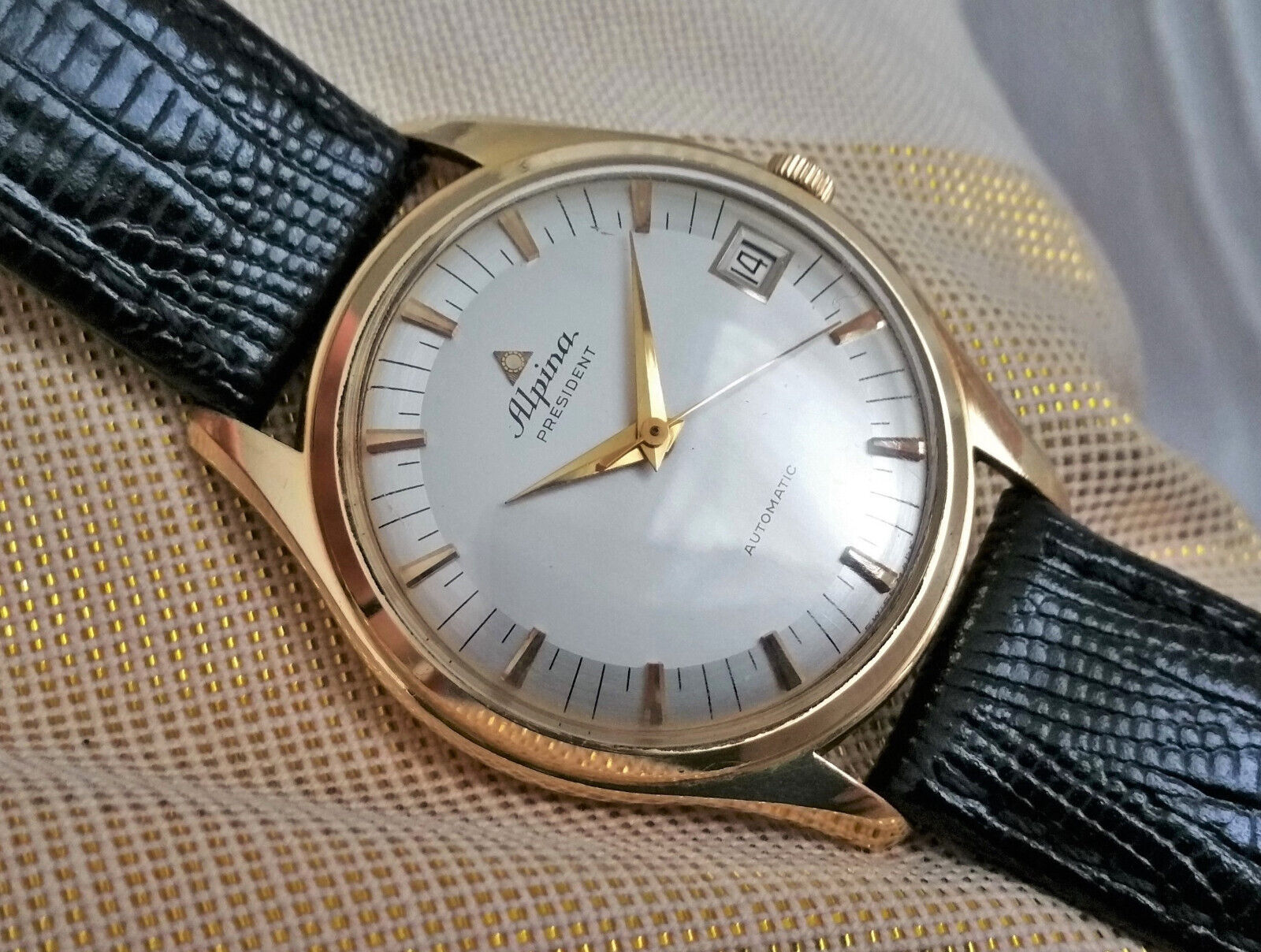 Vintage Swiss Alpina President automatic watch 18k solid gold 571C