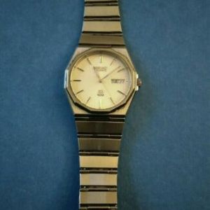 Vintage Men's Watch SEIKO SQ 100 quartz Day Date 6923-7080 (As-Is) |  WatchCharts