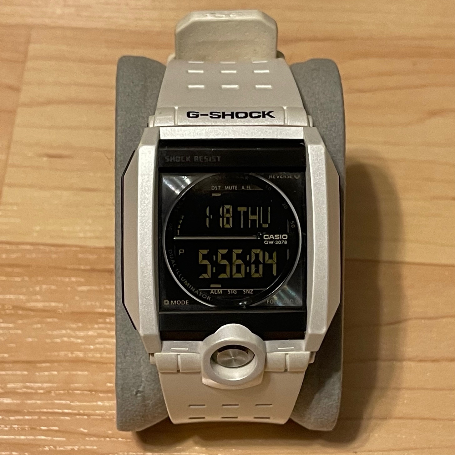 WTS] Casio G-Shock G-8100A-7 Vintage Dual Illuminator Iridescent