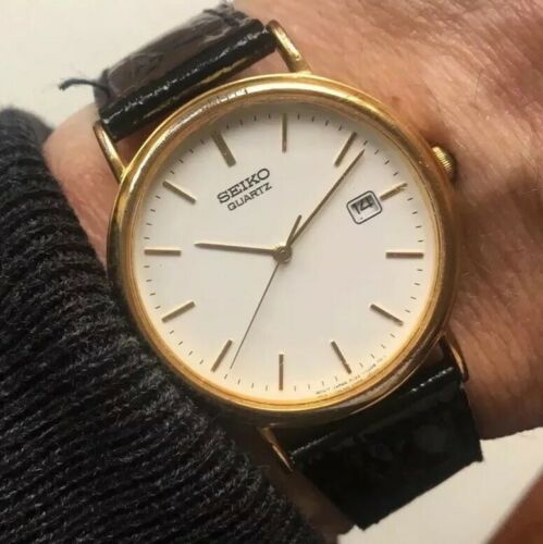 seiko quartz mens dress watch