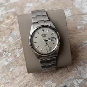 Seiko Spirit Panelight Titanium Men's Silver Dial Quartz