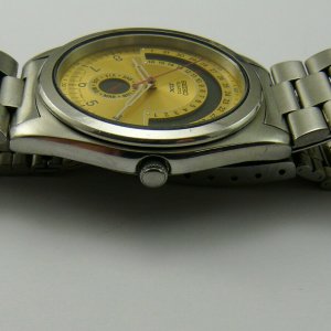VINTAGE 1993 RARE SEIKO DX 7N43-8A00 CRESCENT CALENDAR GENTS