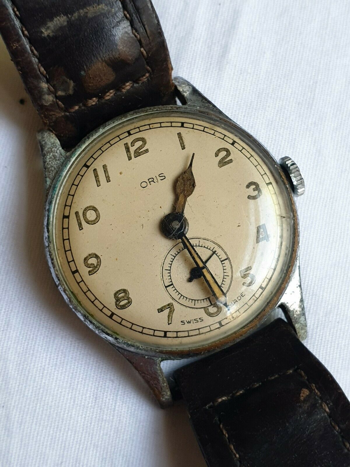 Vintage 1940 s ORIS Caliber 451 Military Style Small Second Fixed