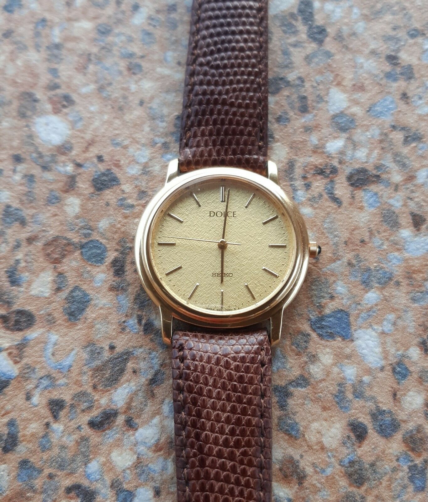 Seiko Dolce 5S21 6011 Sweep Second Hand Quartz February 1994