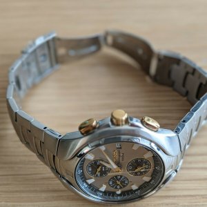Seiko chronograph watch 7T62-0DW0 with manual and original guarantee |  WatchCharts
