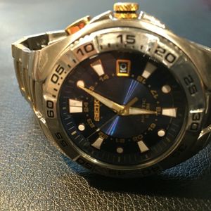 Seiko  Wrist Watch for Men AS-IS, needs new Capacitor |  WatchCharts