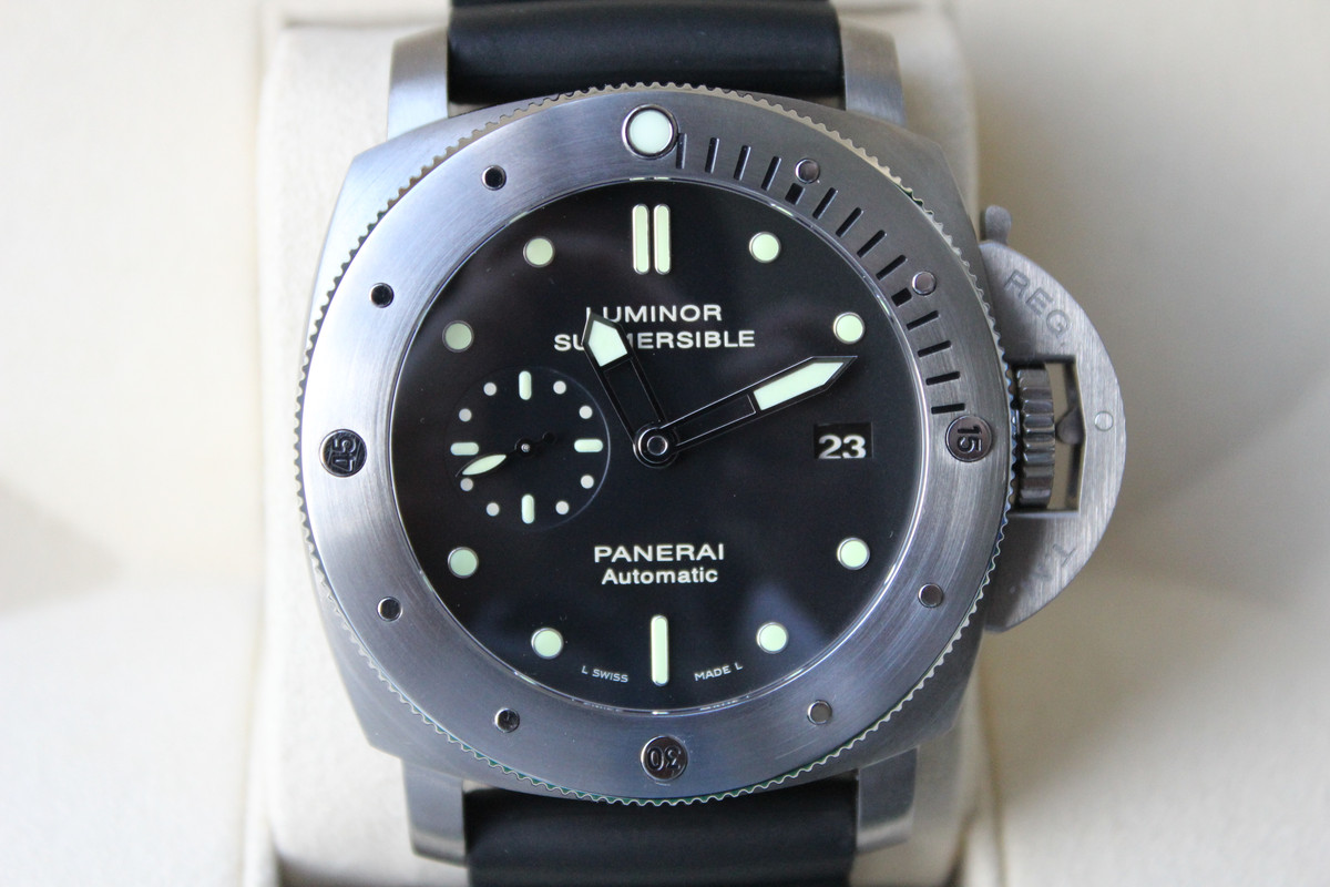 FS Panerai Luminor Submersible PAM 305 1950 3 Days Titanium 47mm