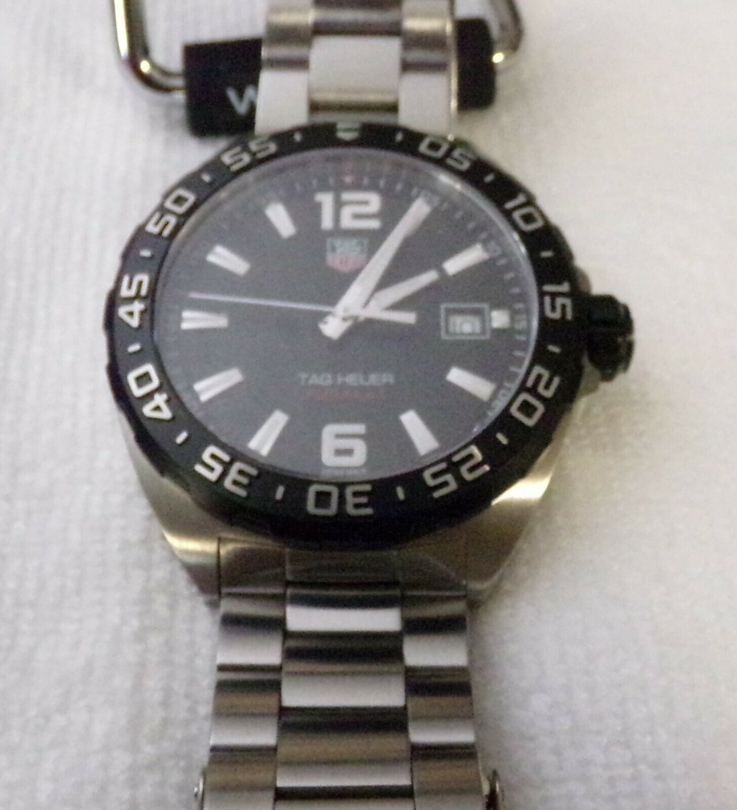 TAG Heuer FORMULA 1 41mm: TAG Heuer