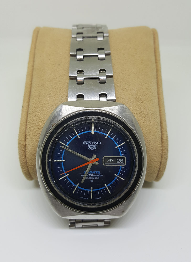 FS rare Seiko 6106-8560 sports 5 proof 70m all original US200