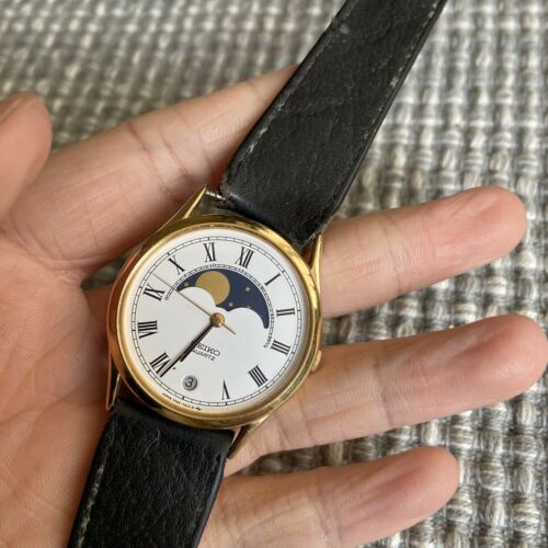 Seiko 7434-7000 Vintage Moonphase Mens Quartz Watch With