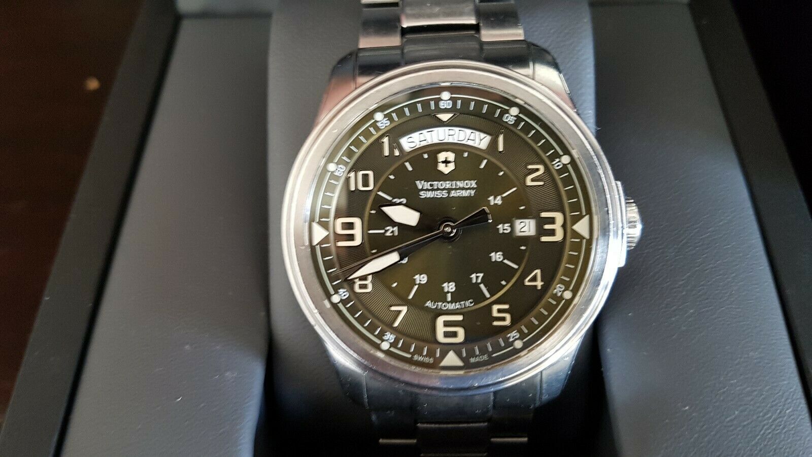 Victorinox Swiss Army Men's 241374 Infantry Vintage Day and Date
