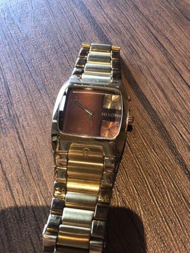 Nixon Banks Gold/Dial Bronze banks Out of battery without box