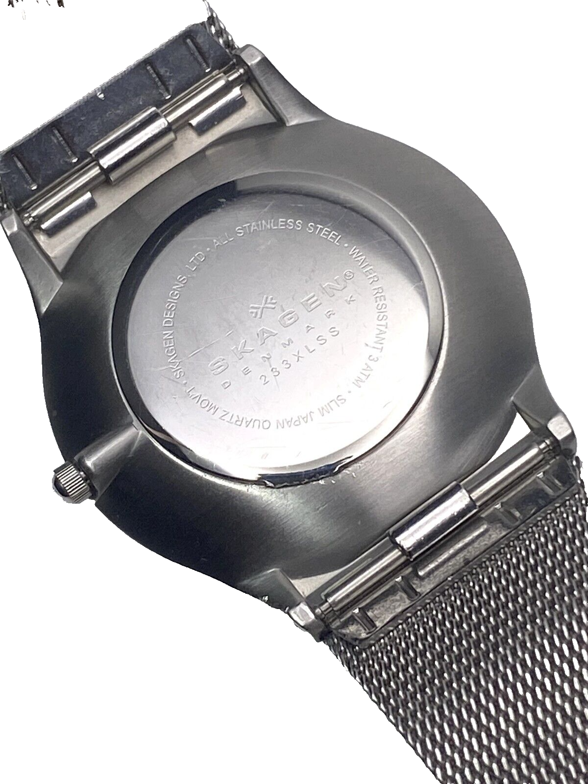 Skagen Denmark Watch Mens Silver Toned Thin Mesh Date Stainless Steel 23XLSGS Skagen Denmark Watch Mens Silver Toned Thin Mesh Date 233XLSGS main image 4