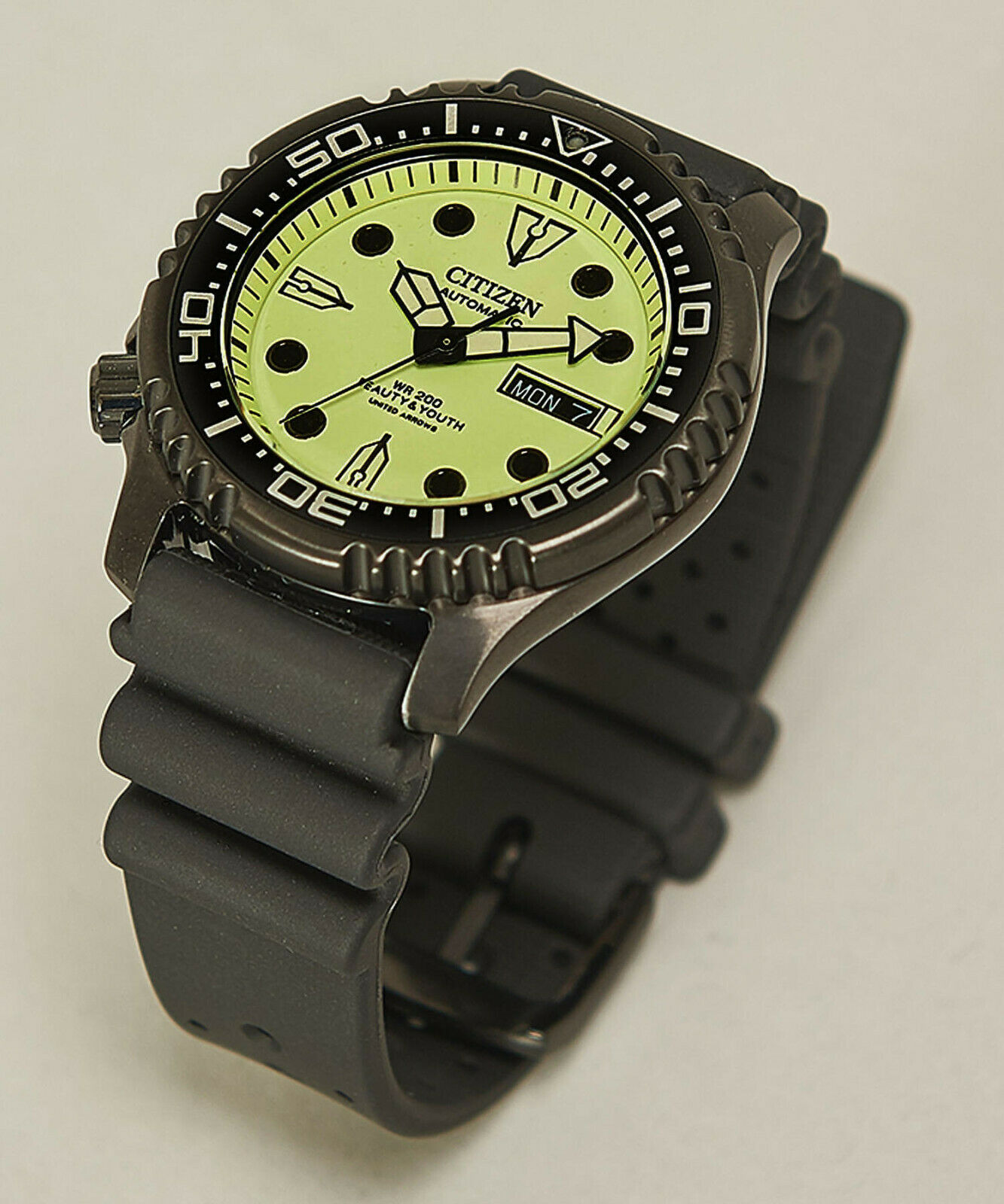 CITIZEN Automatic Diver NY0040 09W PROMASTER BEAUTY & YOUTH United Arrows |  WatchCharts Marketplace