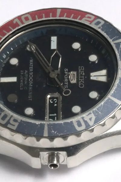 Seiko 5 SNZF29 Price as of February 2026 | WatchCharts