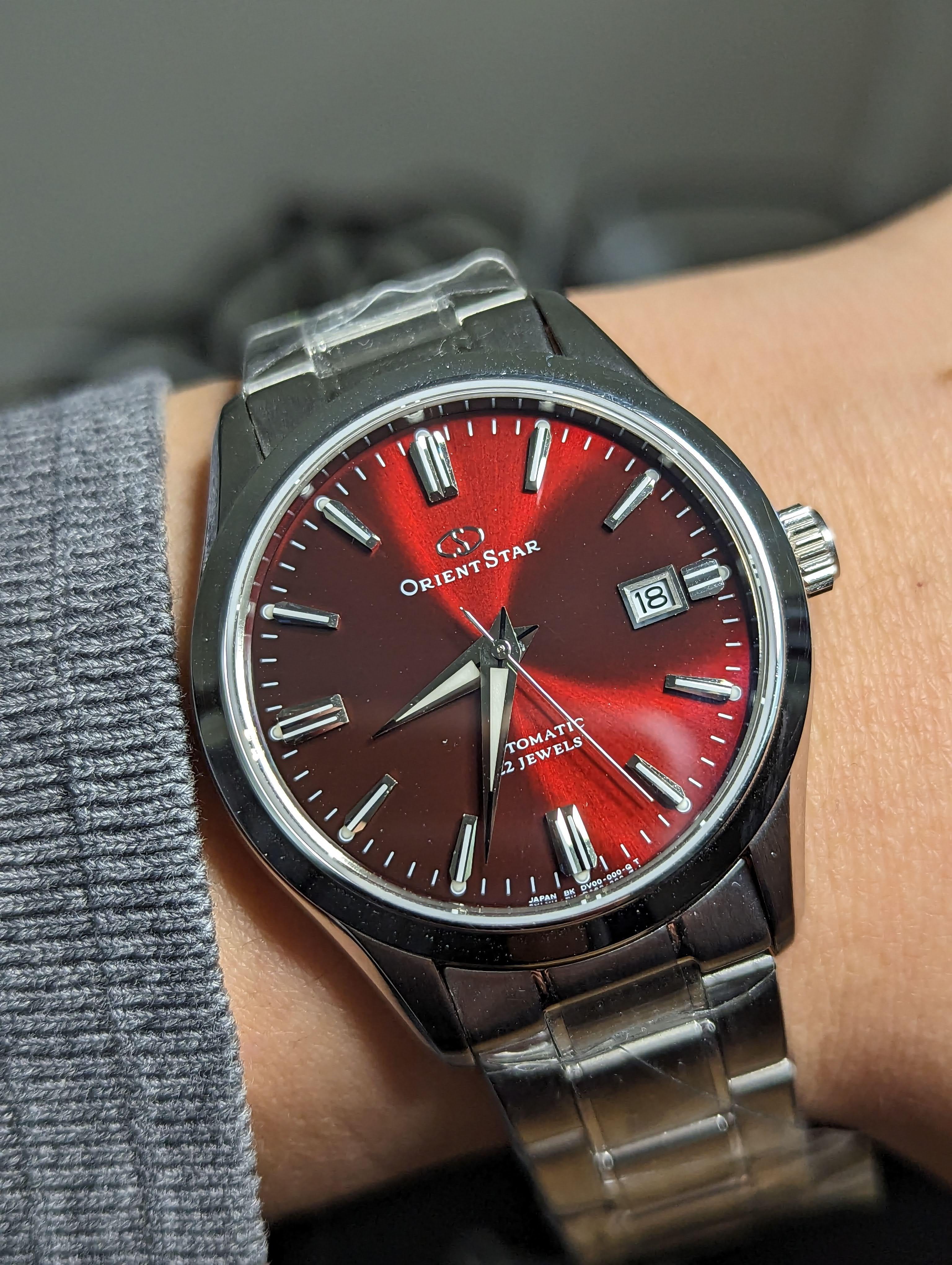 Orient star red on sale dial