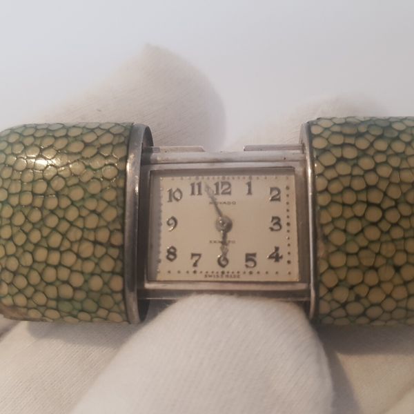 Montre Vintage CENOVA Dame - Mécanique Manuelle, Antimagnétique, Boîtier Doré - Années 60