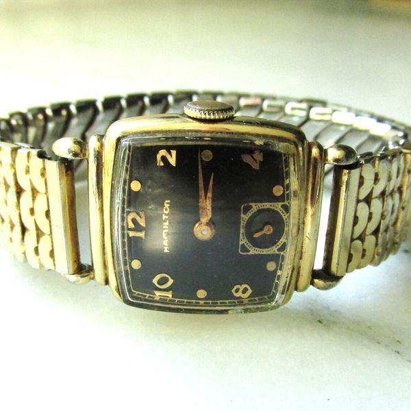 Vintage 1946 Hamilton Men's Black Dial Gold Filled Wristwatch ETC10292