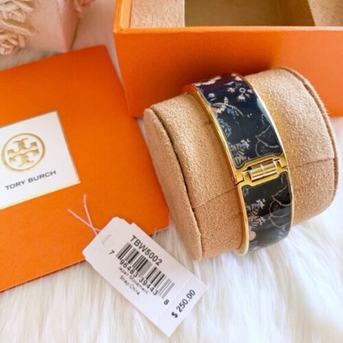 Tory burch t hot sale bangle bracelet watch