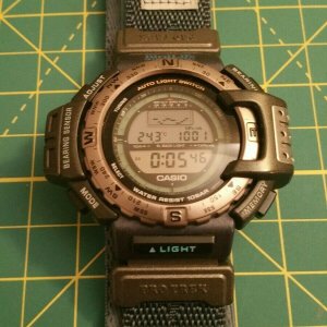 時計 CASIO PROTREK PRT-40 bird life Casio prt 40 Bird life edition in the house! : r/casio