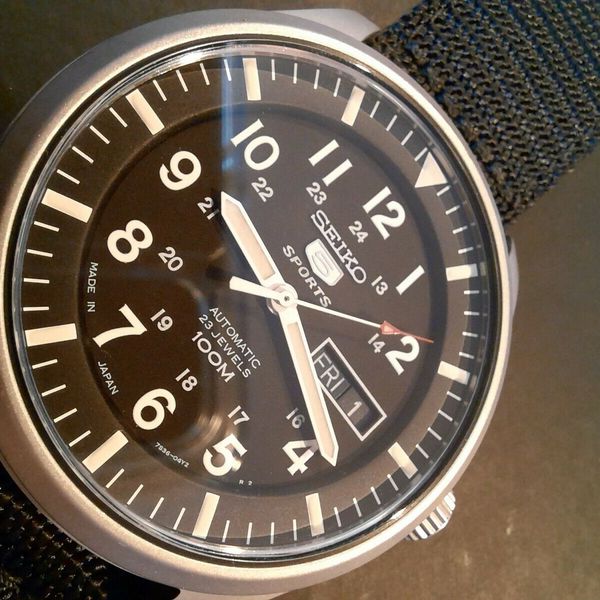 seiko 5 field watch snzg15j1