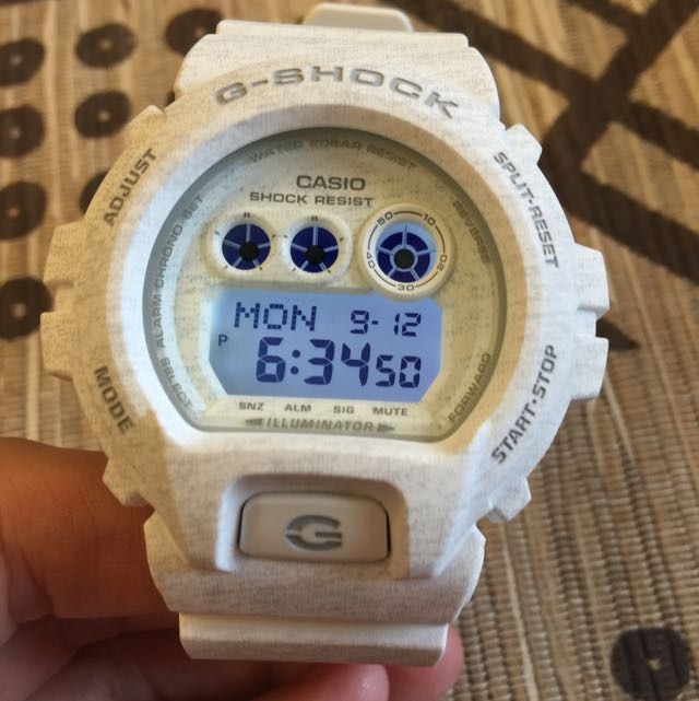CASIO G-SHOCK GD-X6900 カスタム ホワイト ストーン装飾 CASIO G-SHOCK GD-X6900 カスタム ホワイト ストーン装飾 - メルカリ