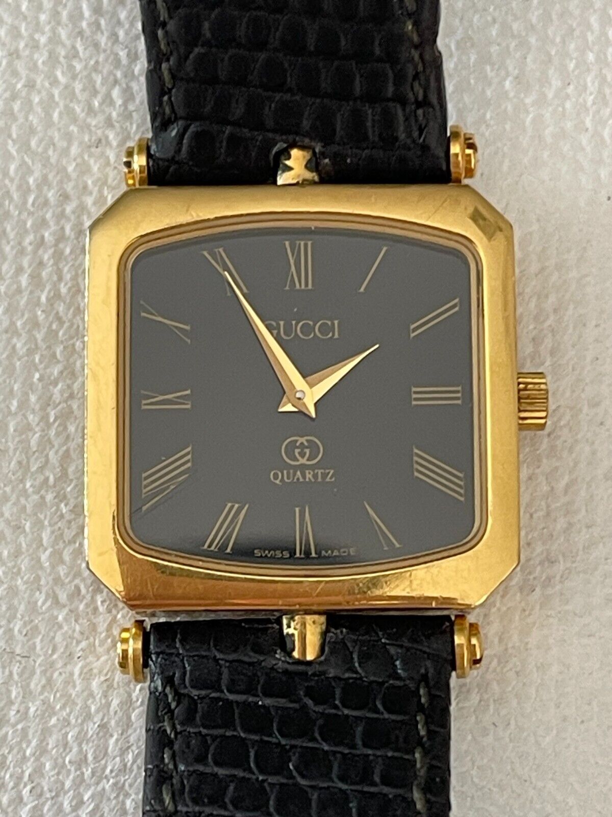 Gucci Vintage Rare Stack Square 2200 Watch Mens Gucci rare 1980 main image 4