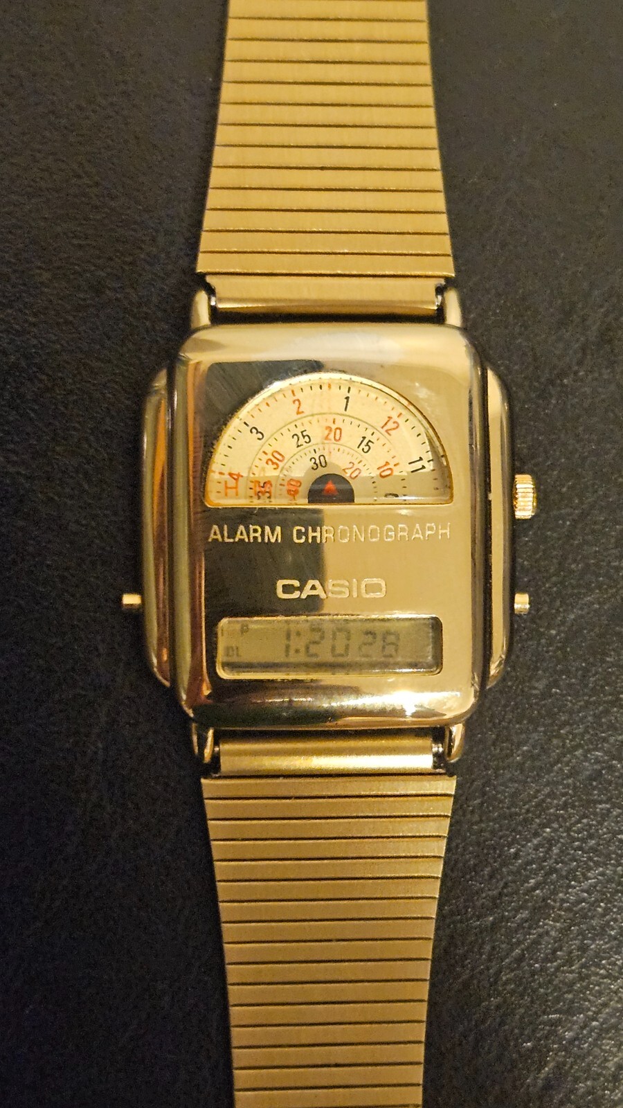 Boxed CASIO AQ-441G Jumping Hour Watch Ana-Digi Chronograph